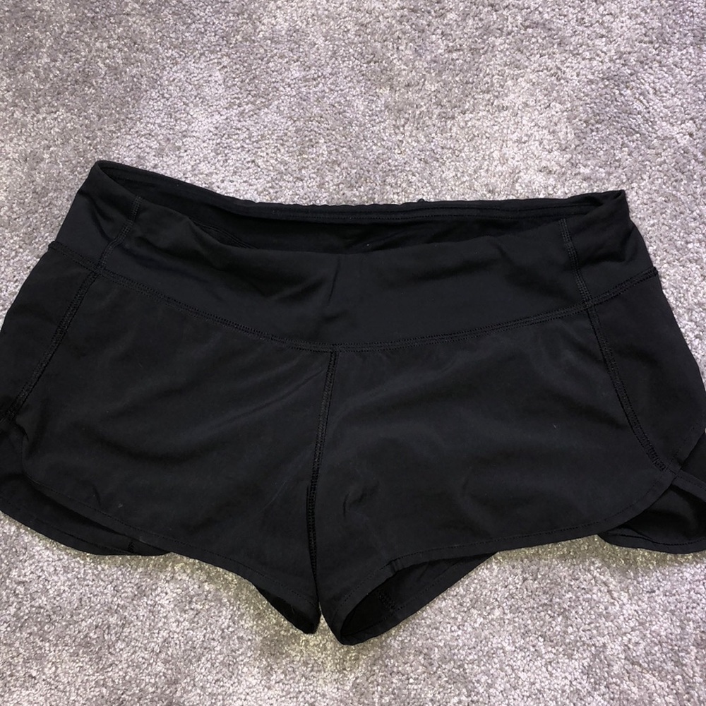 Black lulu lemon speed shorts size 6